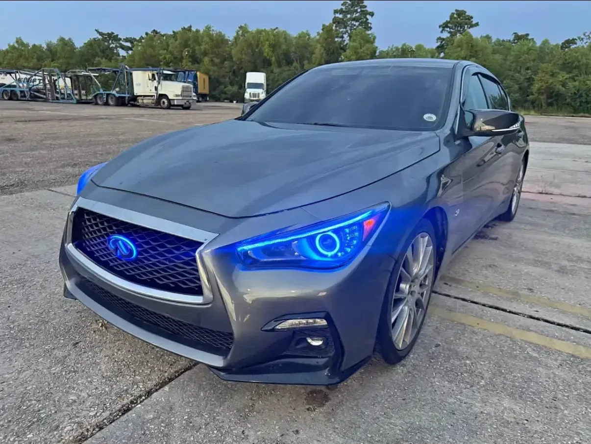 2015 Infiniti Q50